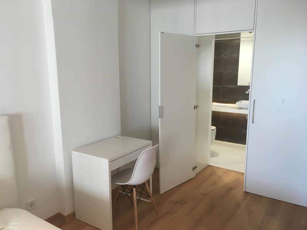Bedrooms In Modern Guest House Алмада Экстерьер фото