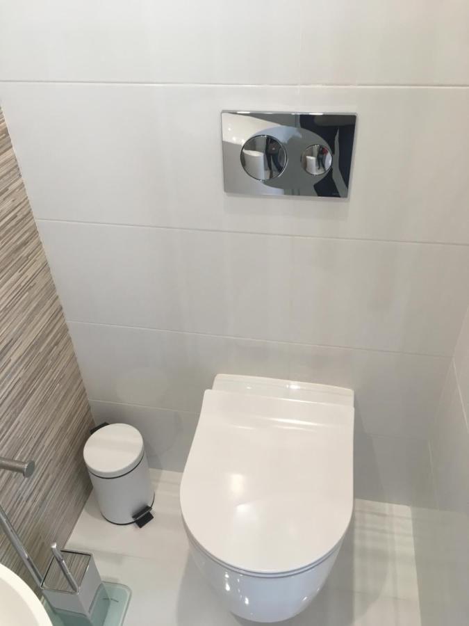 Bedrooms In Modern Guest House Алмада Экстерьер фото